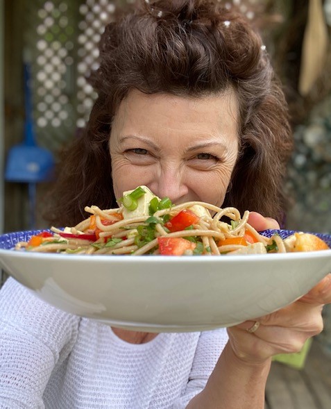 a vegetarian main course salald using tofu